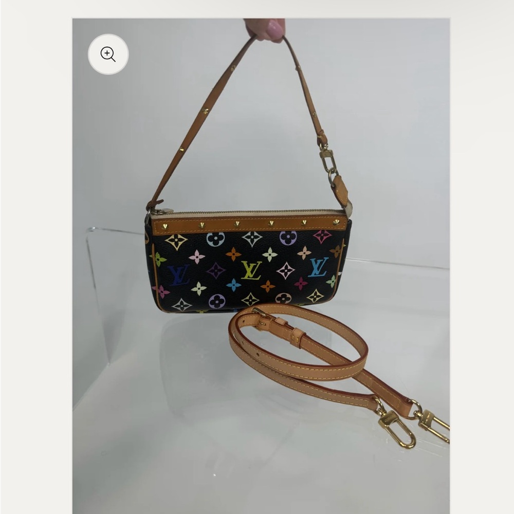 LV Special Edition collaboration Ponchette